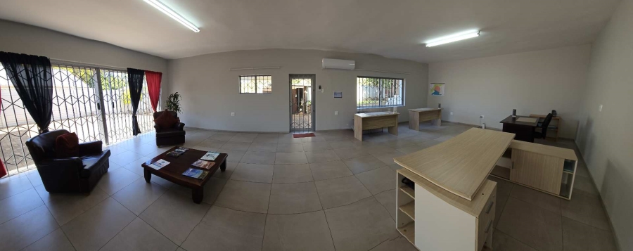 6 Bedroom Property for Sale in Schoemansville North West